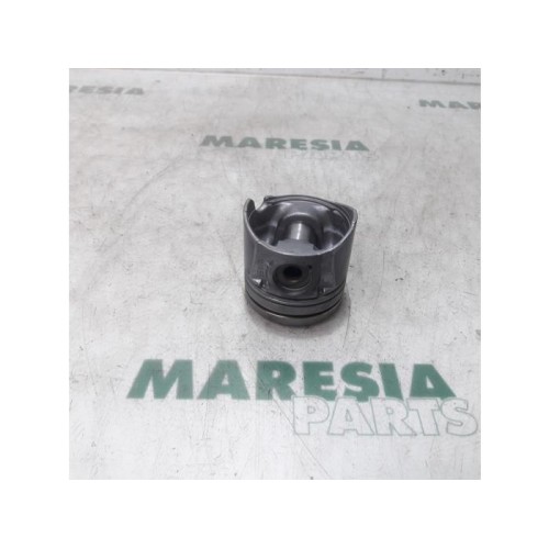 Peugeot - 407 - Piston