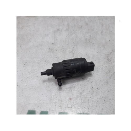 Fiat - 500 - Scheibensprüherpumpe vorne
