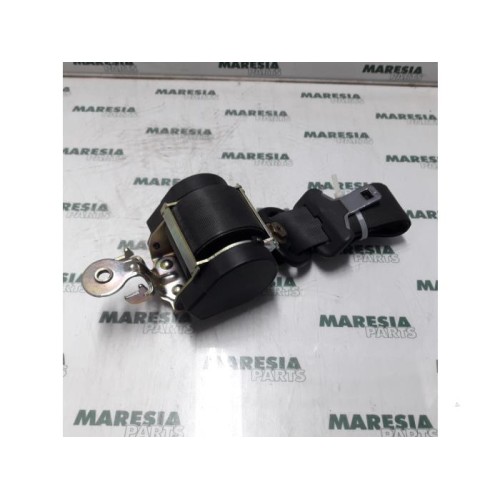 Renault - Megane - Front seatbelt, right