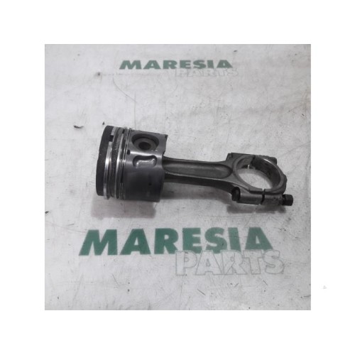 Lancia - Phedra - Piston