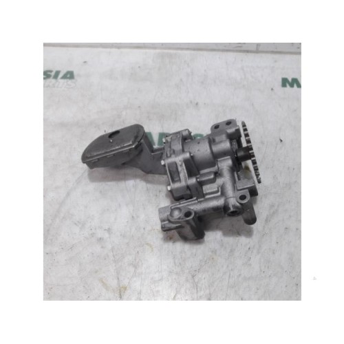 Lancia - Phedra - Oil pump