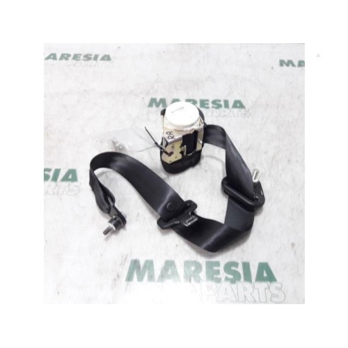 Fiat - 500 - Rear seatbelt, right