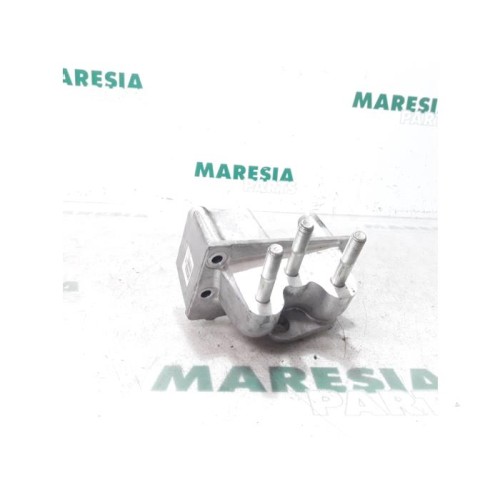 Alfa Romeo - Giulietta - Engine mount