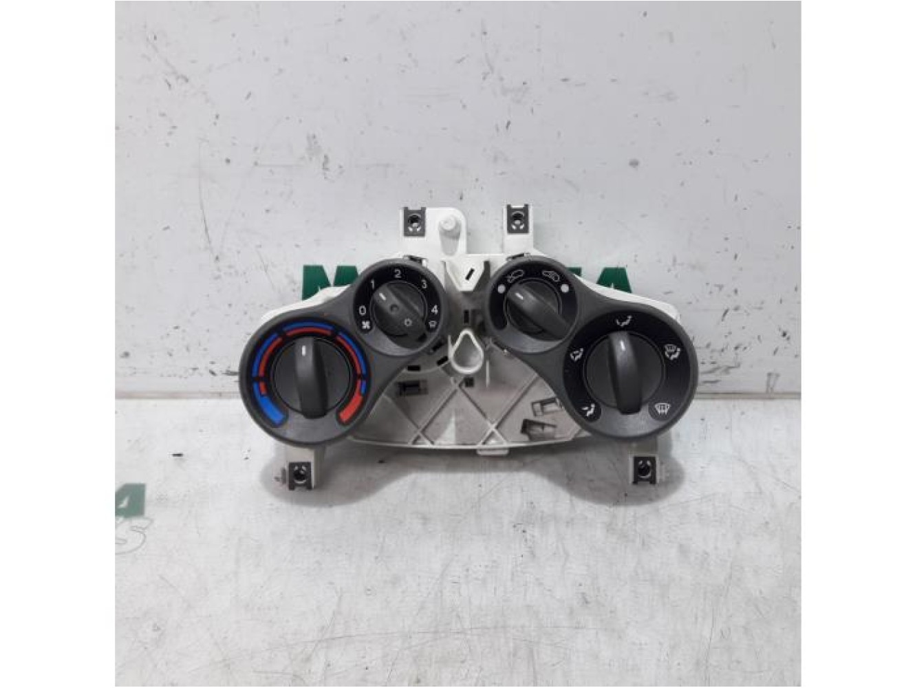 Fiat - Panda - Panneau de commandes chauffage