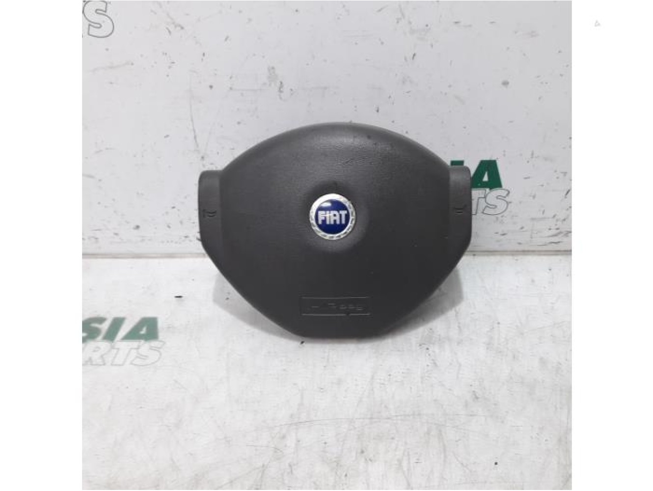 Fiat - Panda - Airbag gauche (volant)