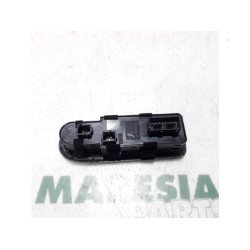 Peugeot - 308 - Multi-functional window switch