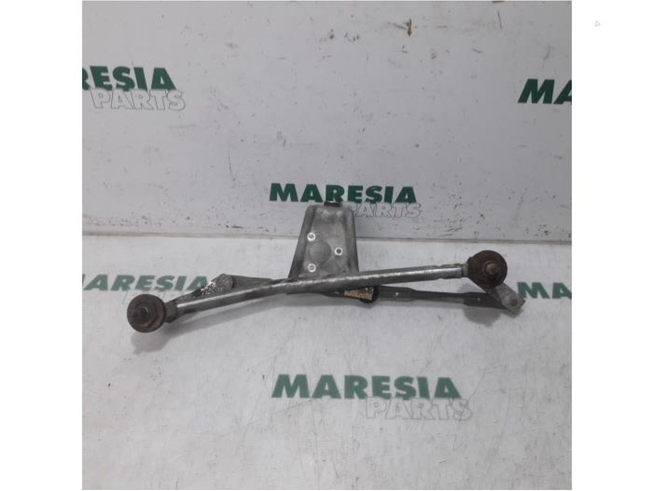 Peugeot - 206 - Wiper mechanism