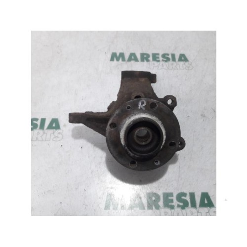 Peugeot - 206 - Knuckle, front right