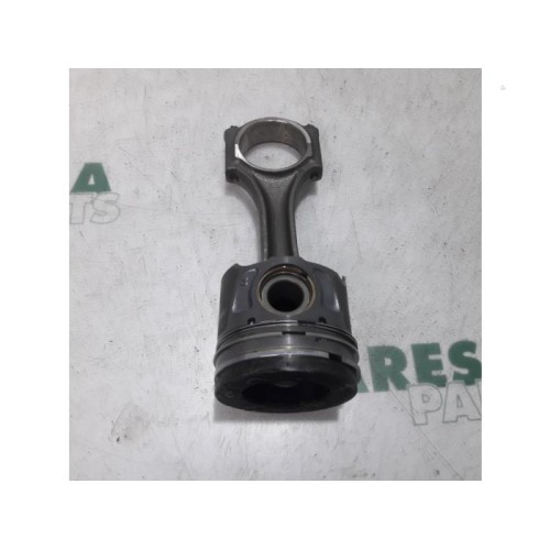 Citroen - C-Crosser - Piston
