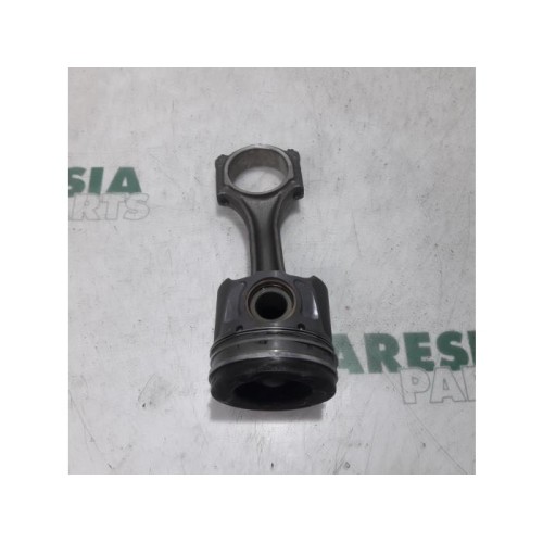 Citroen - C-Crosser - Piston
