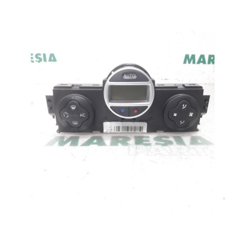 Renault - Megane Scenic - Heater control panel