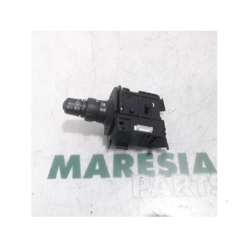 Renault - Megane Scenic - Indicator switch