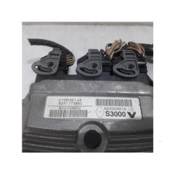 Renault - Megane Scenic - Engine management computer