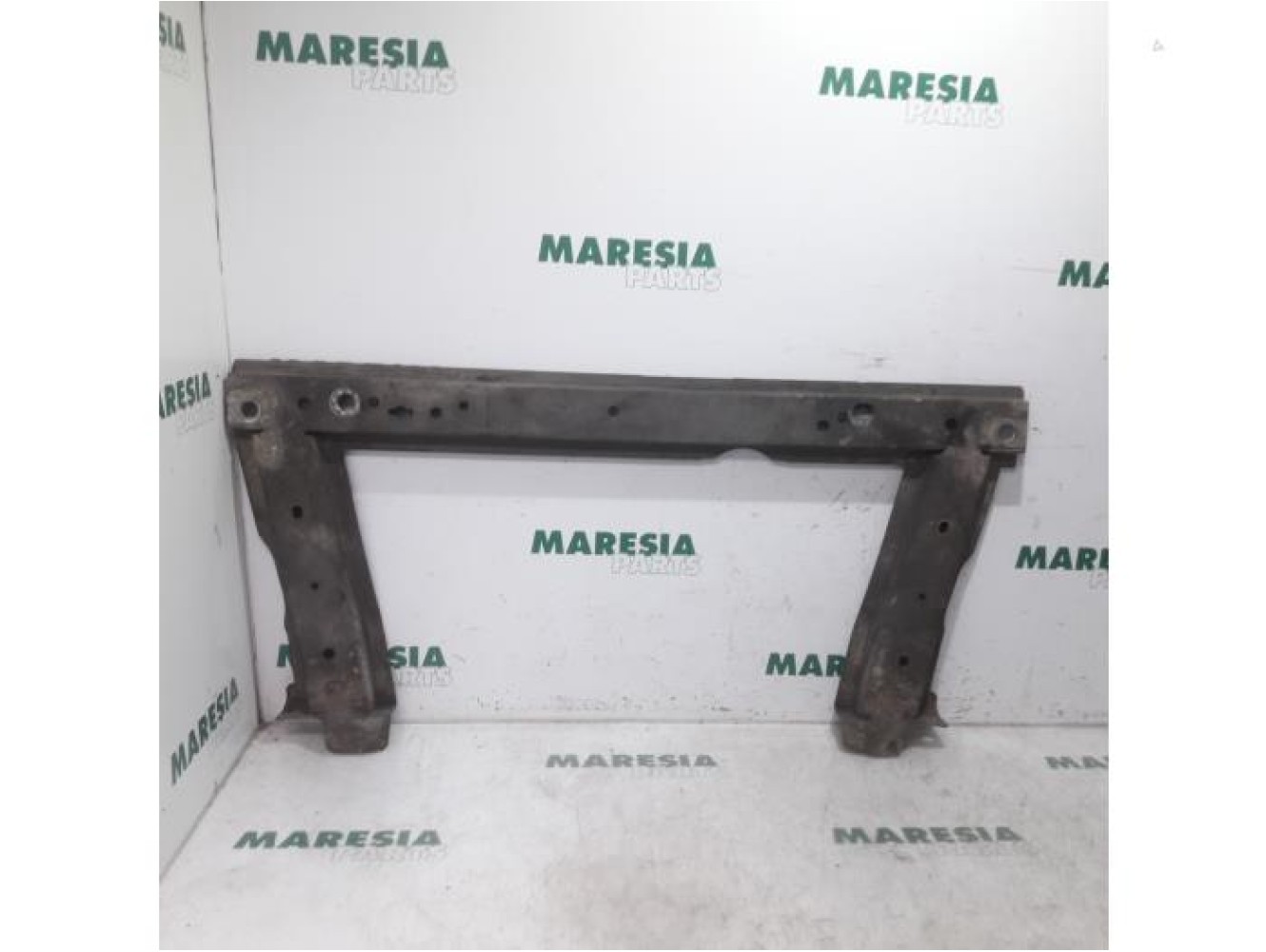 Renault - Megane Scenic - Radiator bar