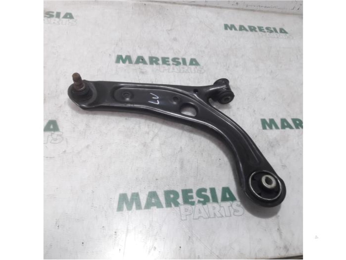Fiat - Panda - Front lower wishbone, left