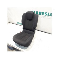 Renault - Megane Scenic - Rear seat