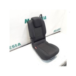 Renault - Megane Scenic - Rear seat
