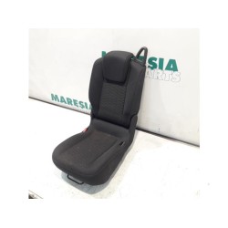 Renault - Megane Scenic - Rear seat