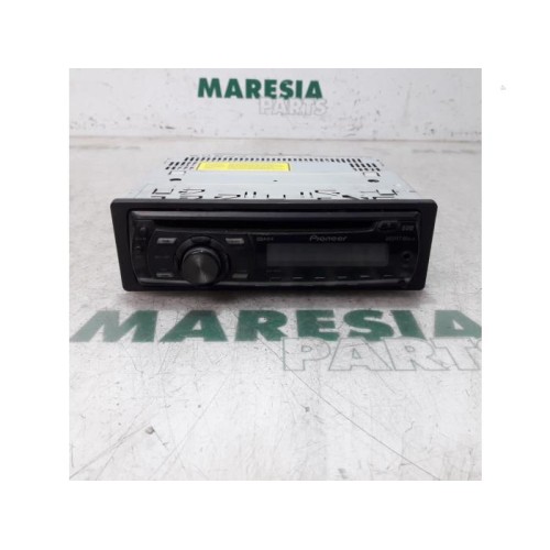 Miscellaneous - Miscellaneous - Radio/CD player (miscellaneous)