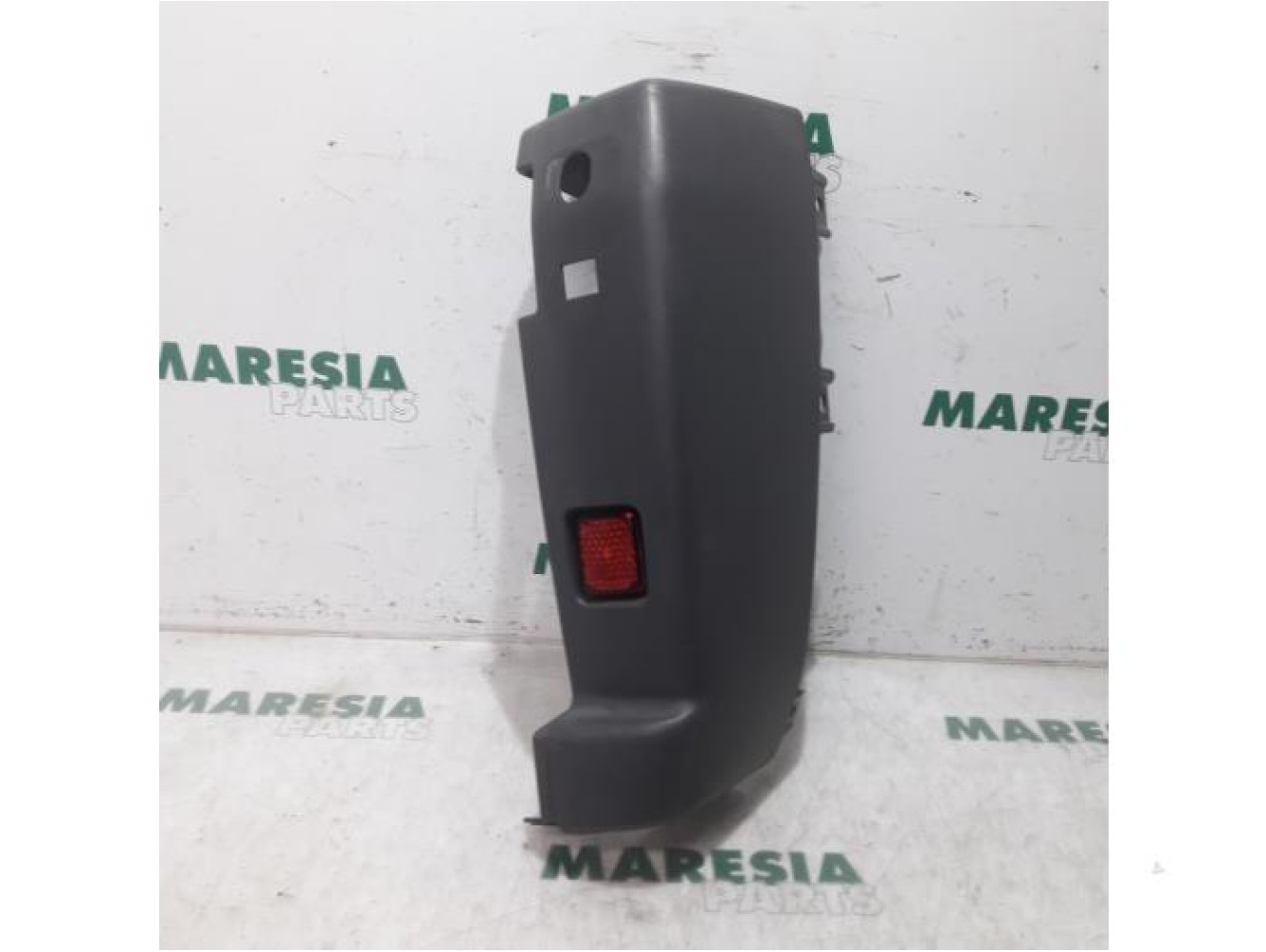 Fiat - Ducato - Rear bumper component, right