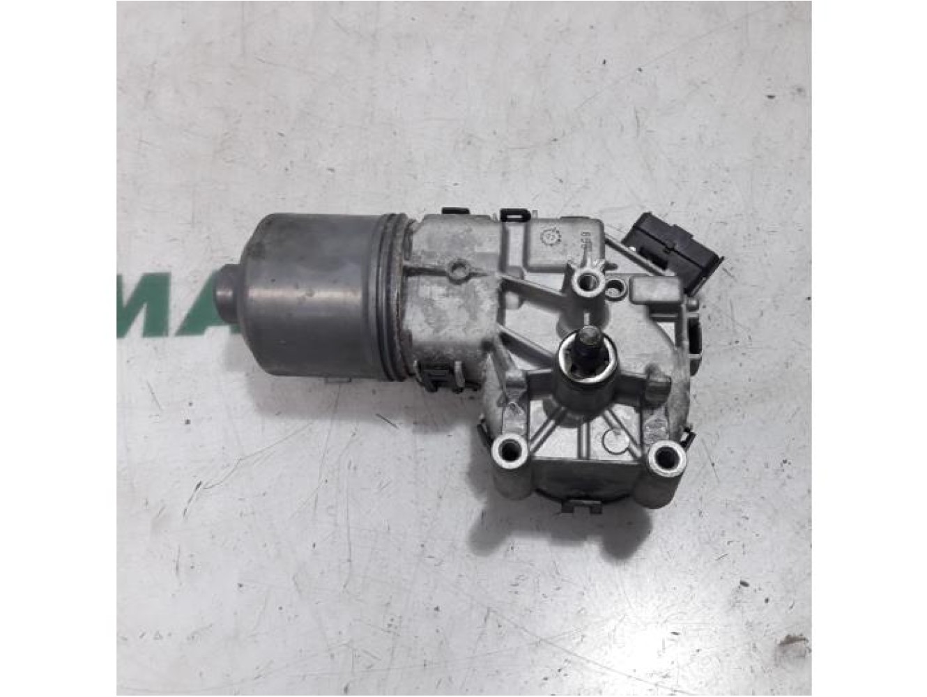Peugeot - Partner - Front wiper motor
