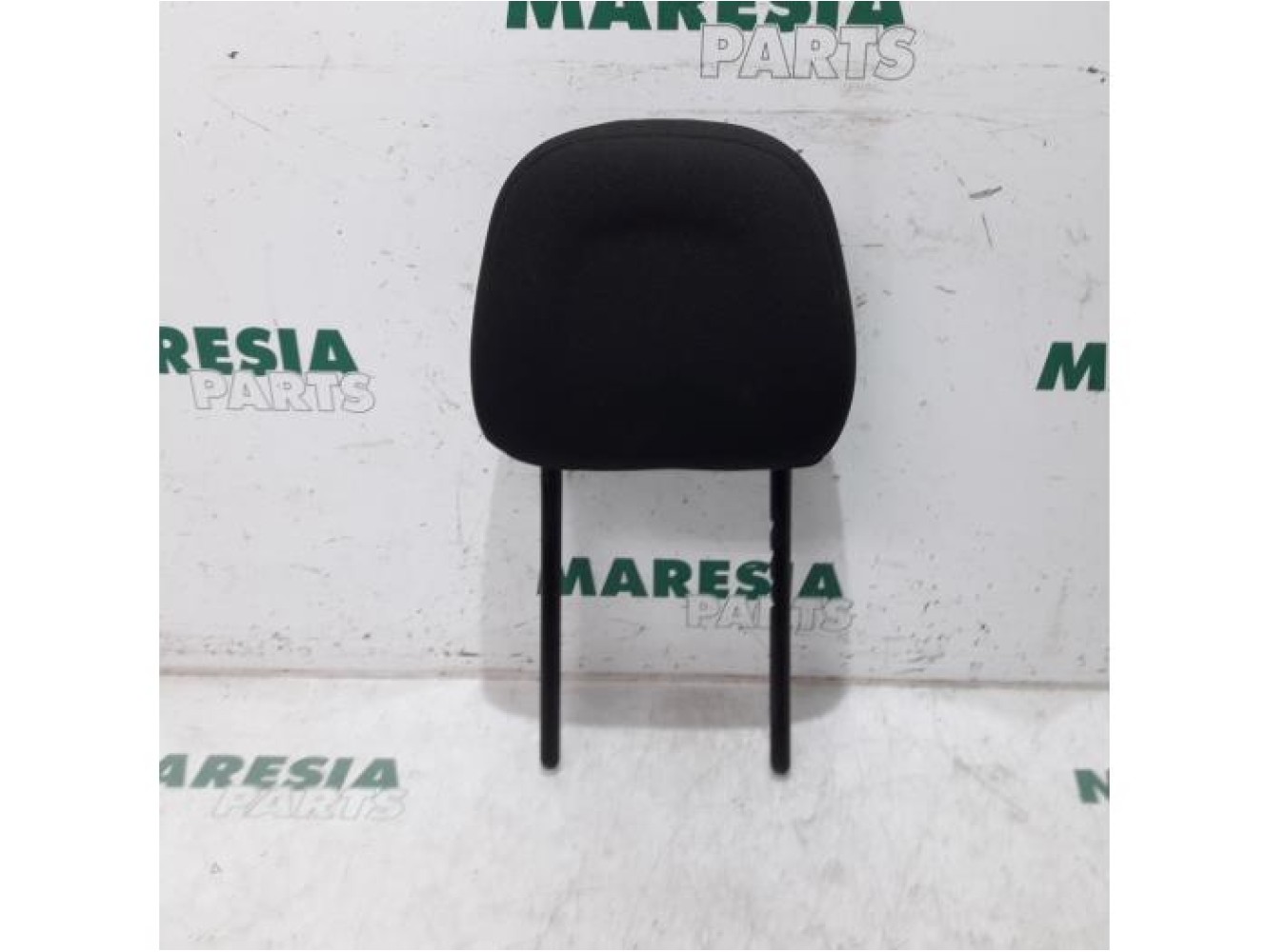 Peugeot - 208 - Headrest