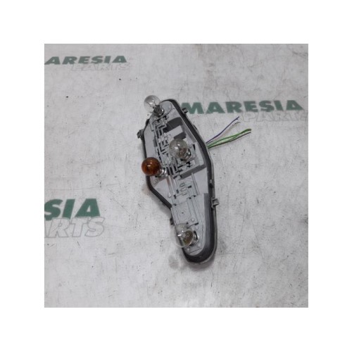Peugeot - Partner - Taillight, left