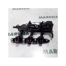 Renault - Trafic - Rocker cover
