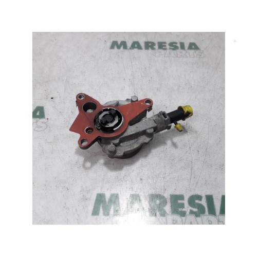 Renault - Master - Vacuum pump (diesel)