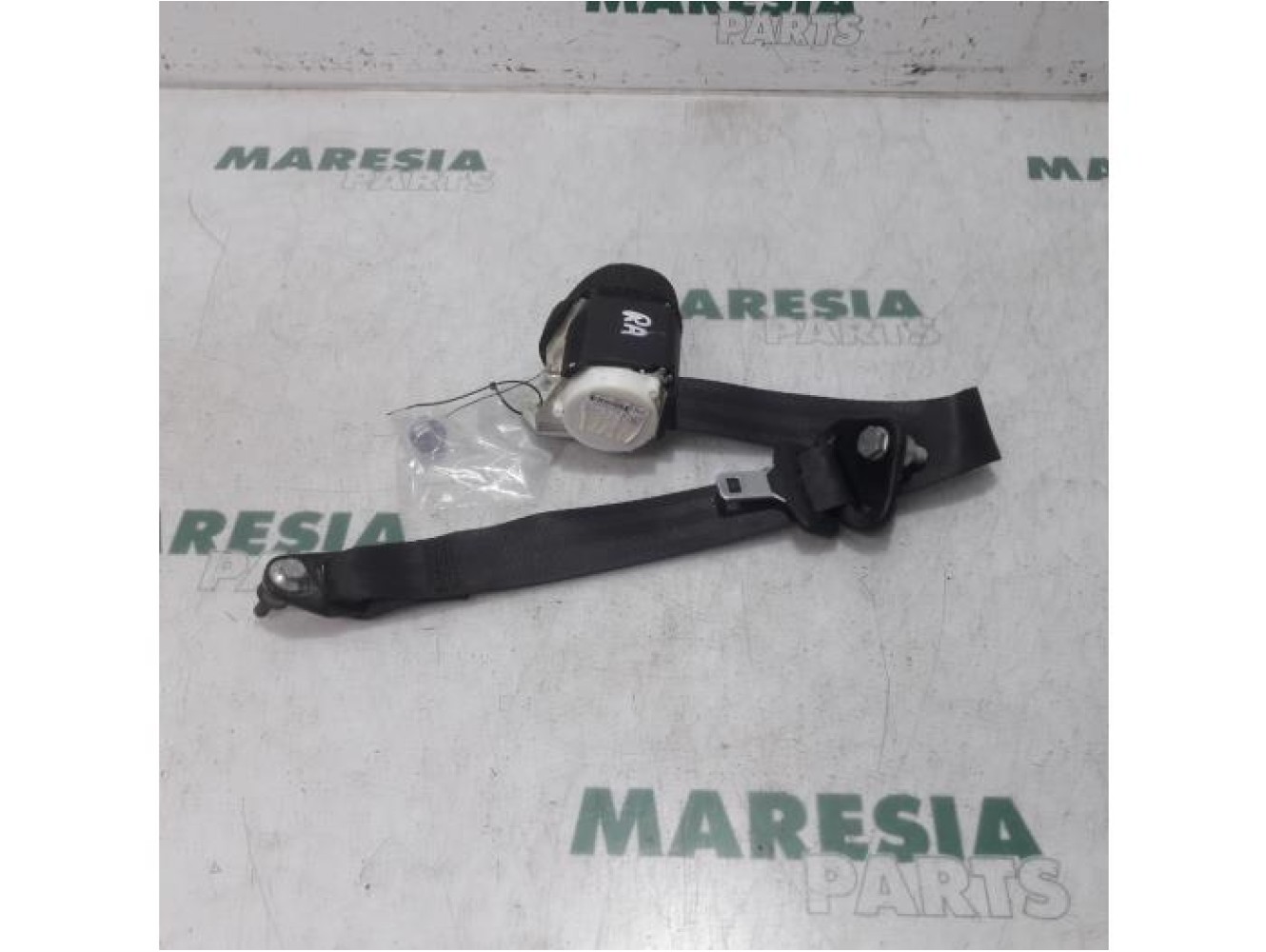 Fiat - 500 - Rear seatbelt, right