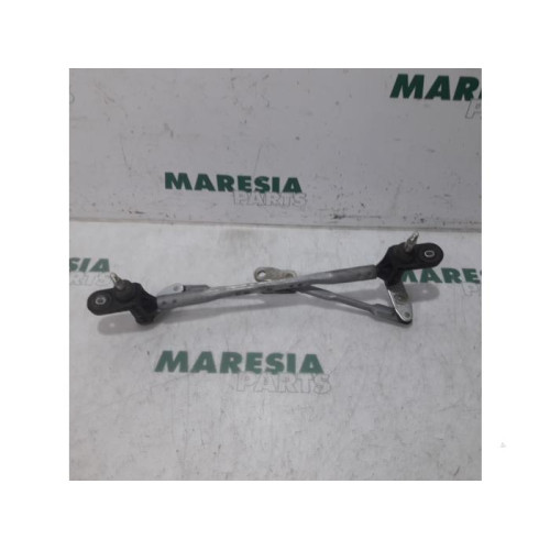 Fiat - 500 - Wiper mechanism