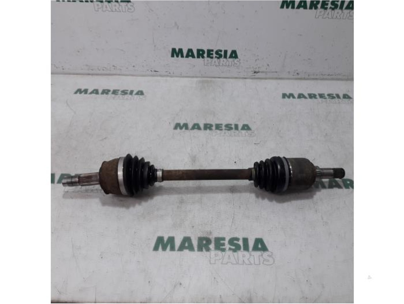 Fiat - 500 - Aandrijfas links-voor