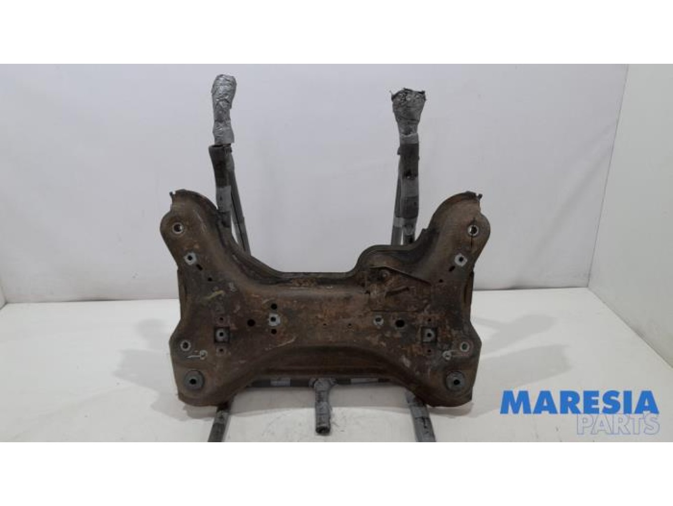 Renault - Trafic - Subframe