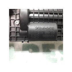Peugeot - 208 - Tailgate lock mechanism
