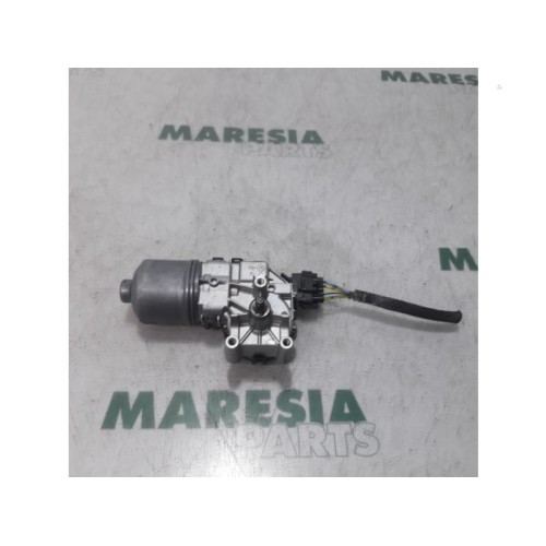 Peugeot - 208 - Front wiper motor