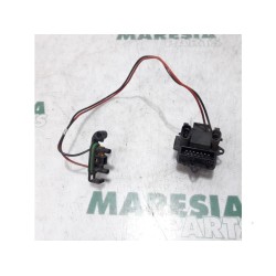 Renault - Trafic - Heater resistor