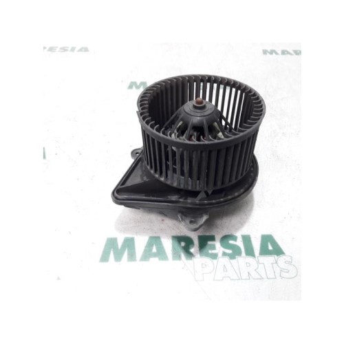 Renault - Trafic - Heating and ventilation fan motor