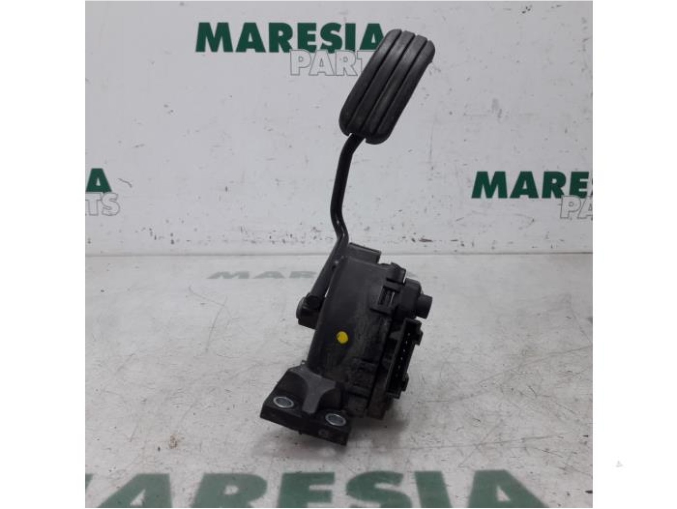 Renault - Trafic - Gaspedaalpositie Sensor
