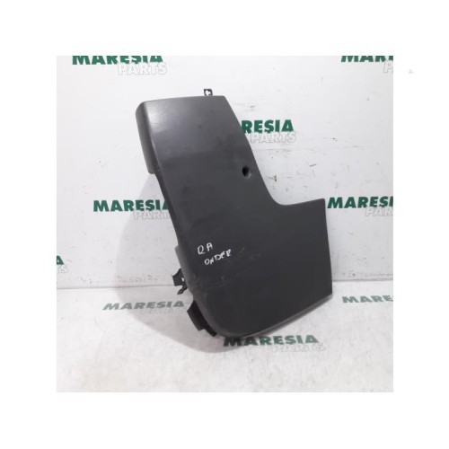 Renault - Trafic - Rear bumper component, right