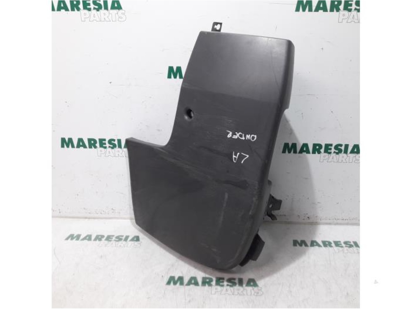 Renault - Trafic - Rear bumper component, left