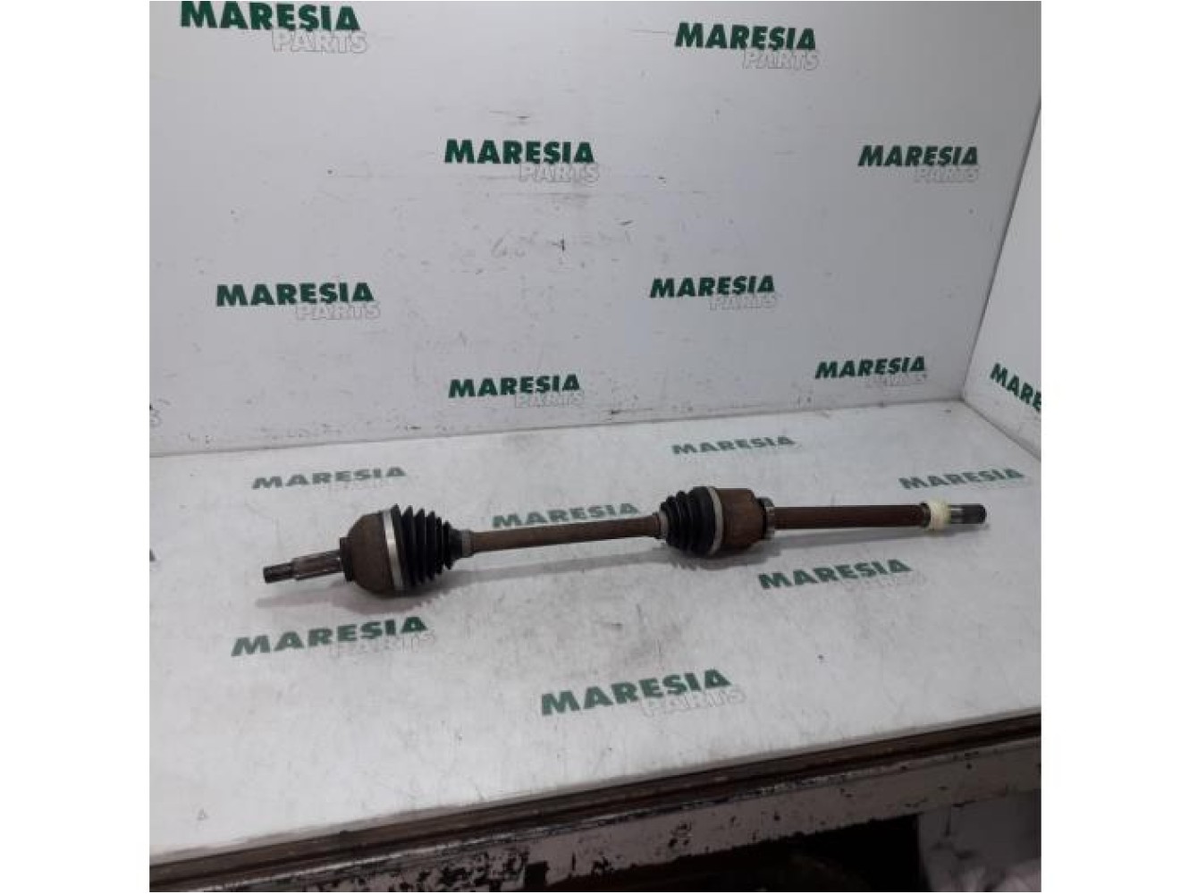Renault - Trafic - Arbre de transmission avant droit