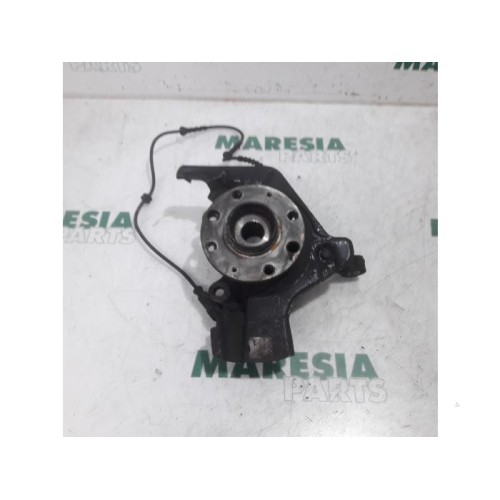 Fiat - Punto - Fusee links-voor