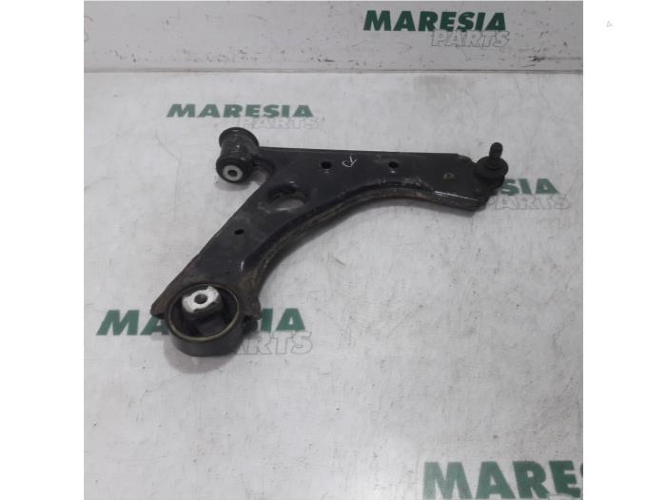 Fiat - Punto - Front lower wishbone, right