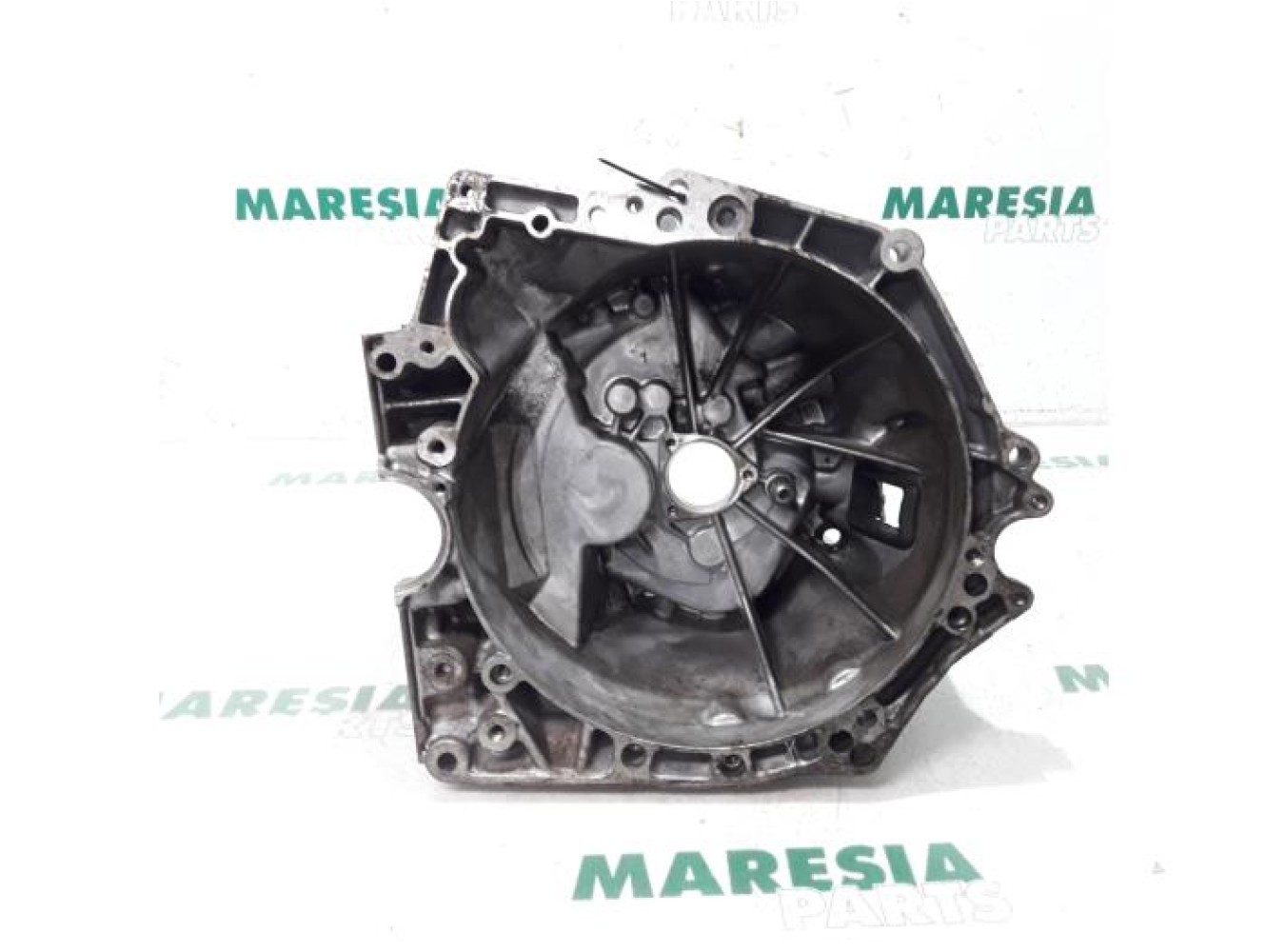Peugeot - Partner - Gearbox casing