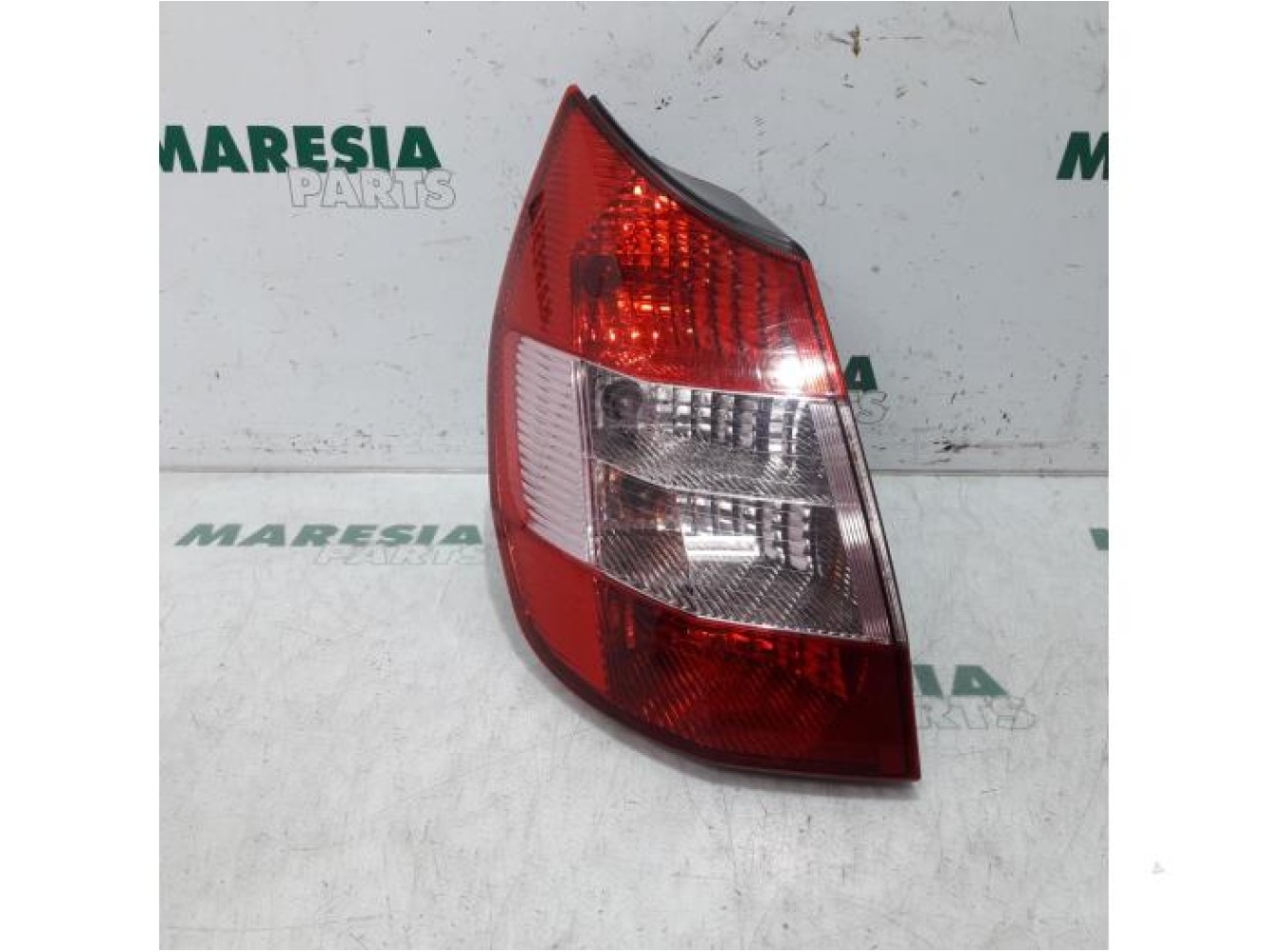 Renault - Scenic - Achterlicht links