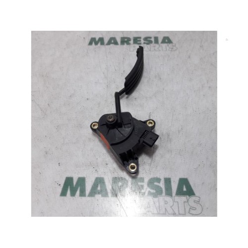 Renault - Scenic - Throttle pedal position sensor