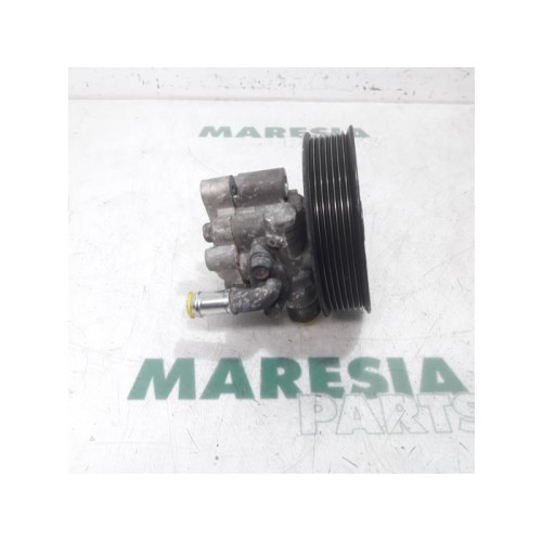 Renault - Master - Power steering pump