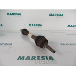 Peugeot - 206 - Aandrijfas links-voor