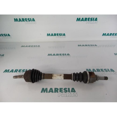 Peugeot - 206 - Front drive shaft, left