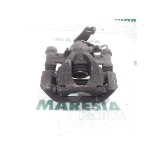 Renault - Master - Remklauw (Tang) rechts-achter